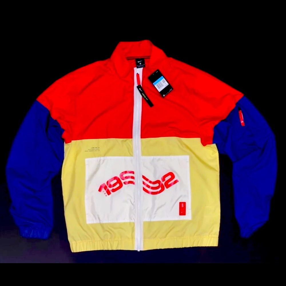 Nike Kyrie Irving Windbreaker Basketball Jacket M Medium BV9295-455 Lightweight